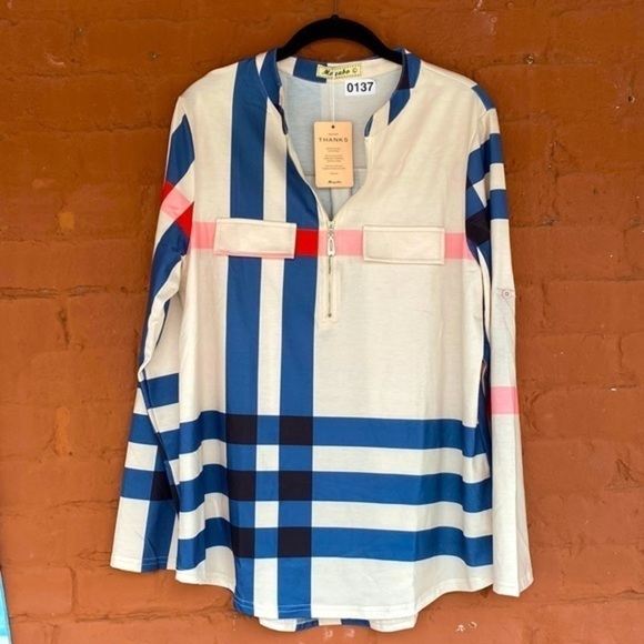 moyabo Tops - Moyabo long sleeve / half sleeve size large